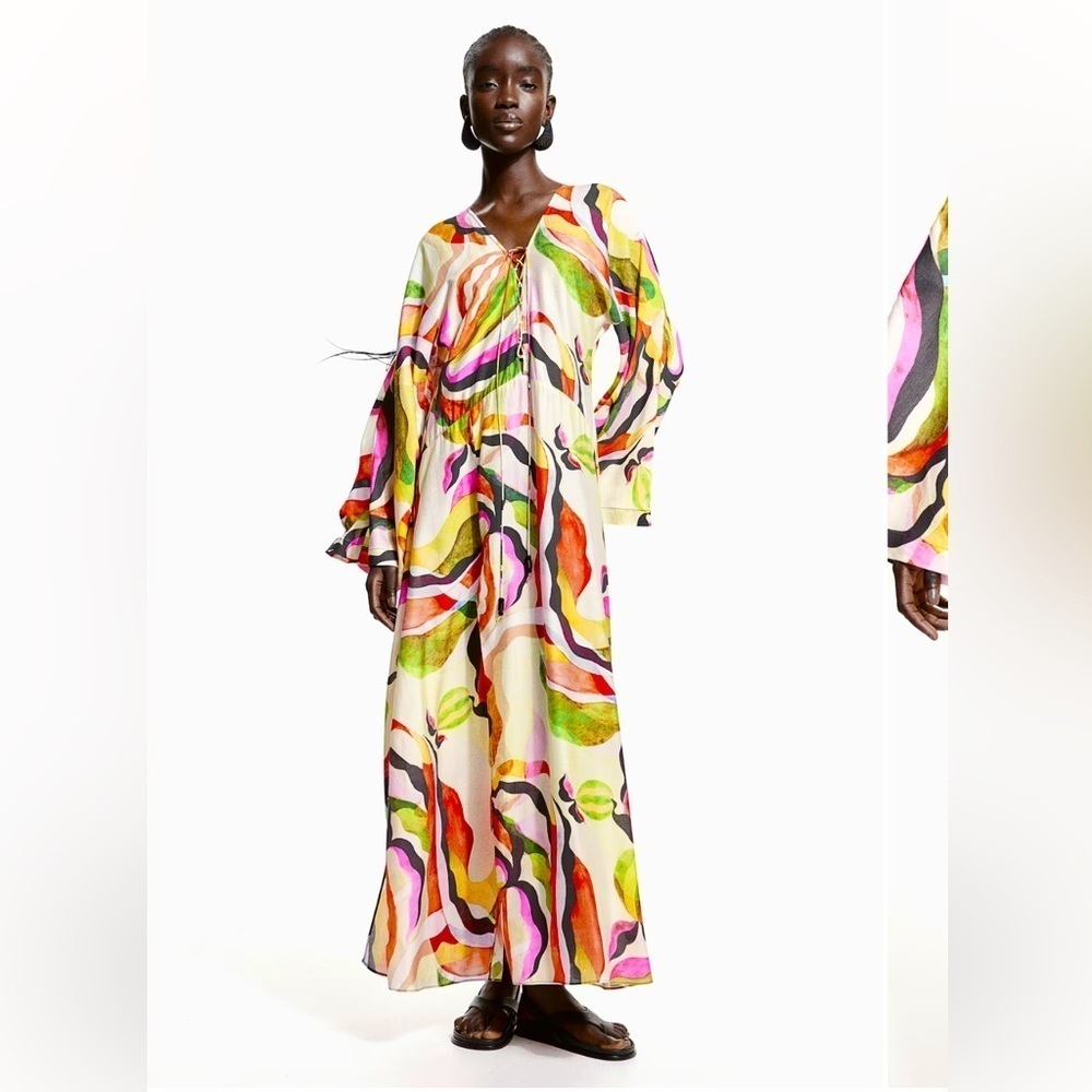 H&M Limited edition collection 2024
Kaftan dress size S. - Picture 2 of 12